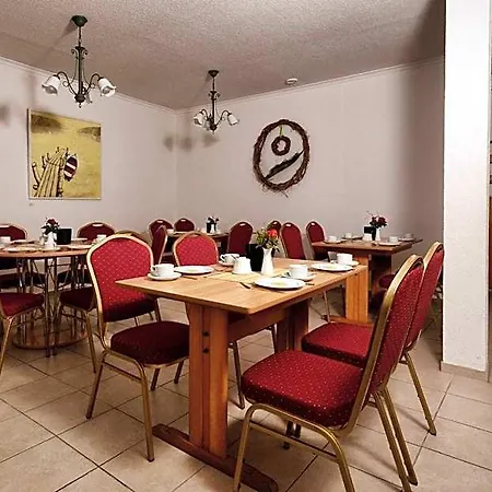 Am Stadtwald Hotel