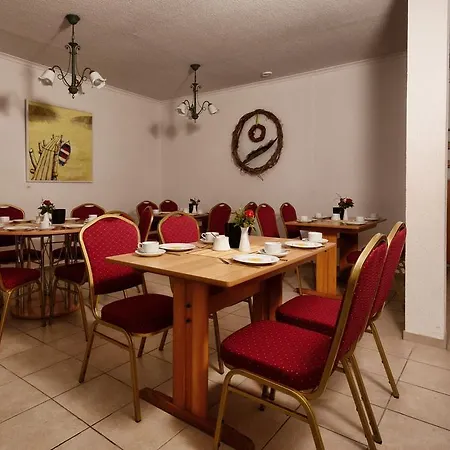 Am Stadtwald Hotel Stralsund